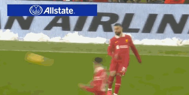 1736104627711026404.gif 麦卡.gif