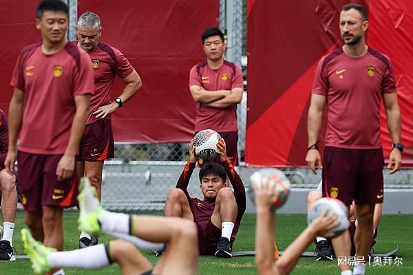 开云体育入口-U22国足热身惨不忍睹！媒体人开炮：没必要搞职业足球，没得救了