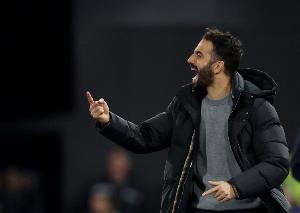 开云体育在线-阿莫林：我知道现在曼联表现不好，但还有机会让这个赛季变得特别