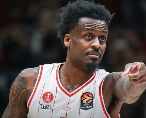 开云体育中国-外媒：前CBA江苏队外援布莱克尼涉嫌操纵23年江苏对广东的比赛