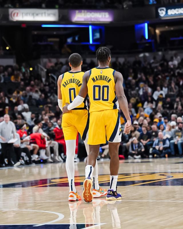 开云体育在线-结束36年来最长7连客 步行者重返主场注入能量