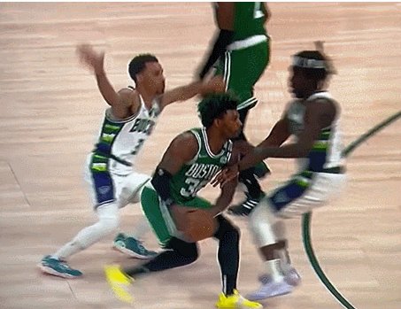 开云体育中国-斯马特三罚变两罚？乌度卡：糟糕的错判和漏判